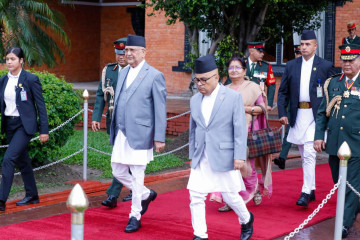 प्रधानमन्त्री ओली चीन प्रस्थान